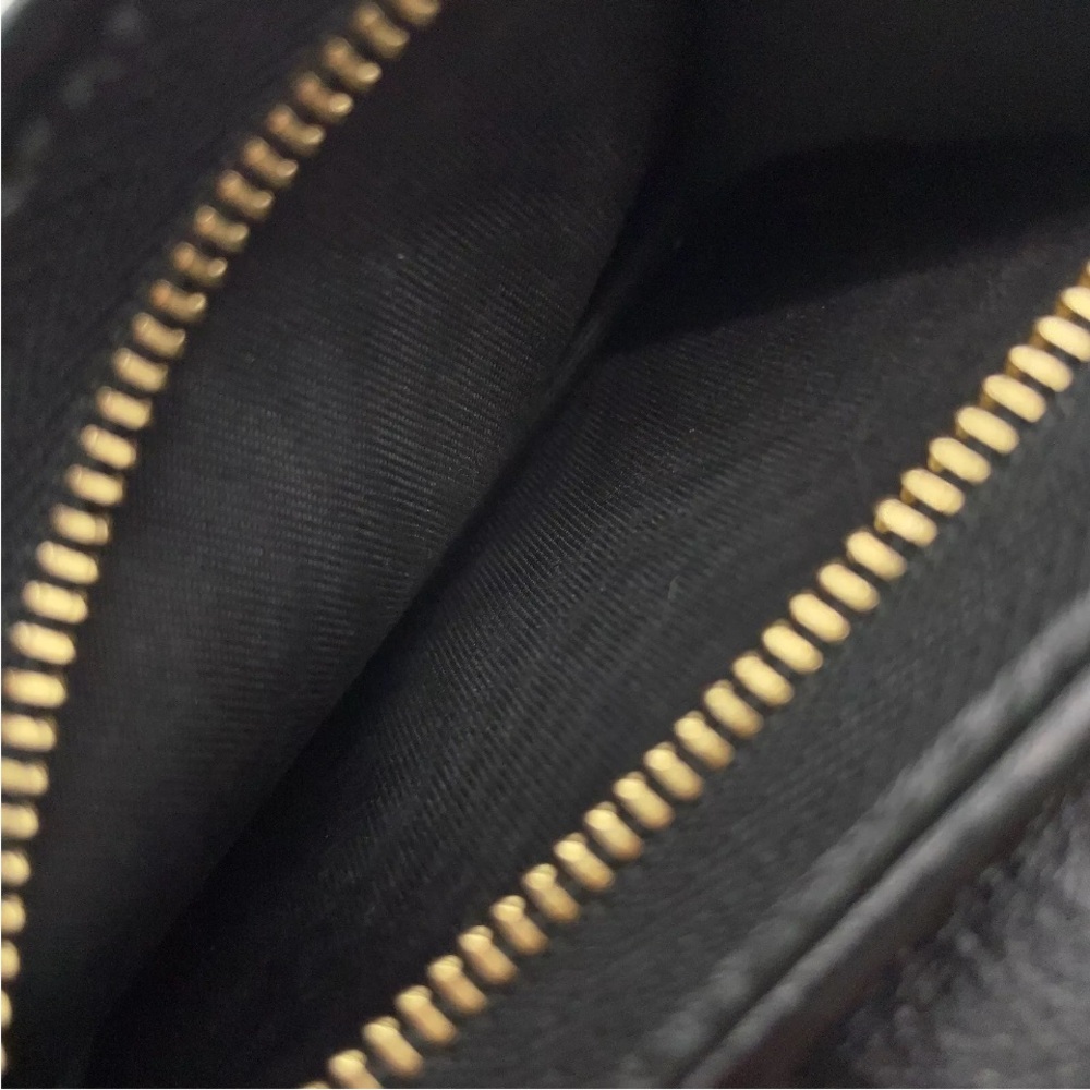 Gucci Rajah Chain-Link Accent Coin Pouch - Picture 14 of 16